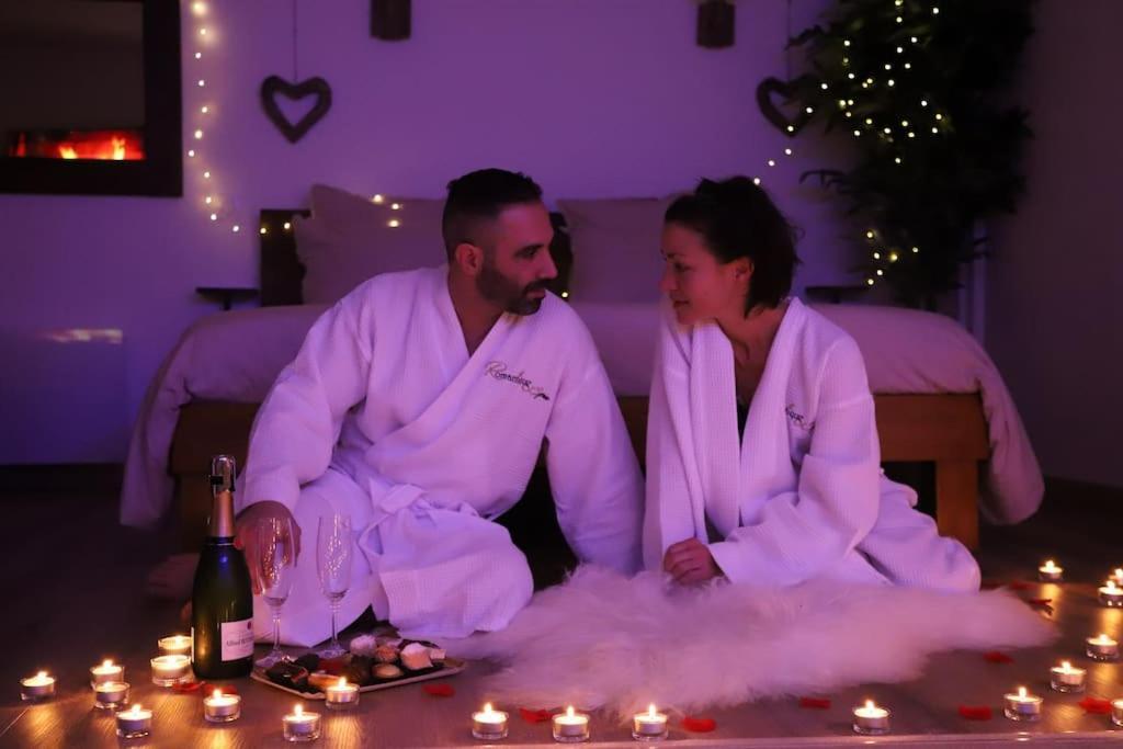 Love Room Unique - Sauna / Jacuzzi Charleville-Mézières Eksteriør bilde