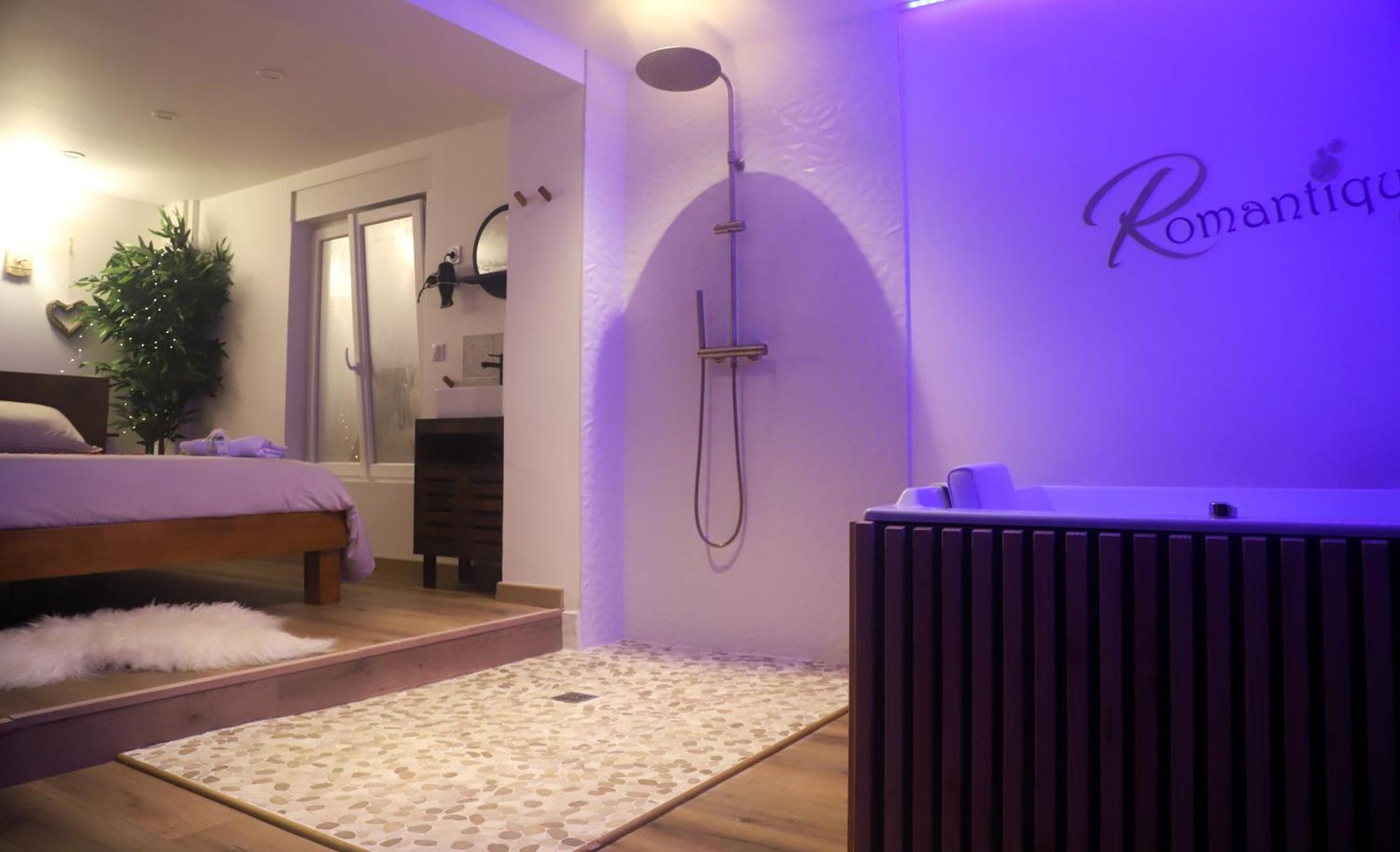 Love Room Unique - Sauna / Jacuzzi Charleville-Mézières Eksteriør bilde